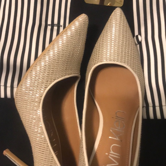 Calvin Klein pumps - Picture 7 of 8